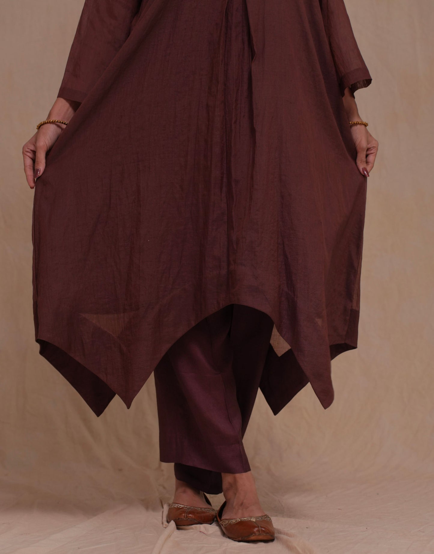 ASYMMETRICAL KURTA SET