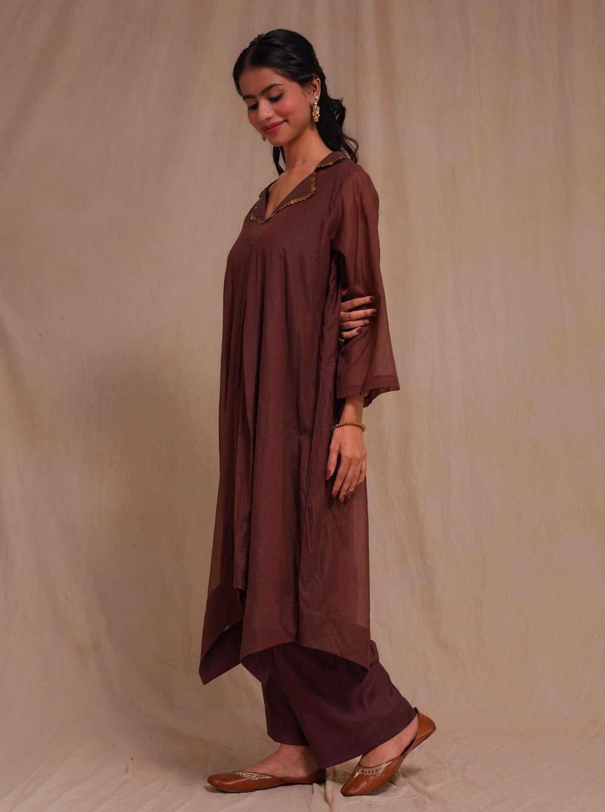 ASYMMETRICAL KURTA SET