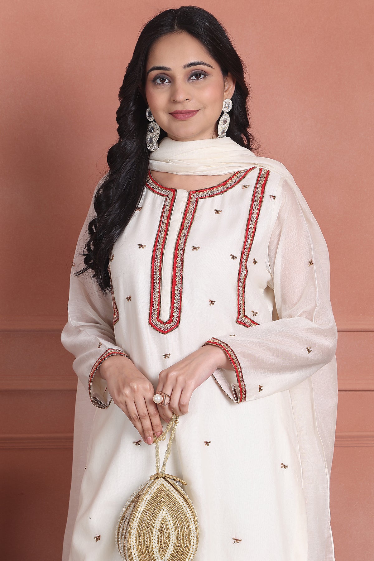 Zehnaseeb White